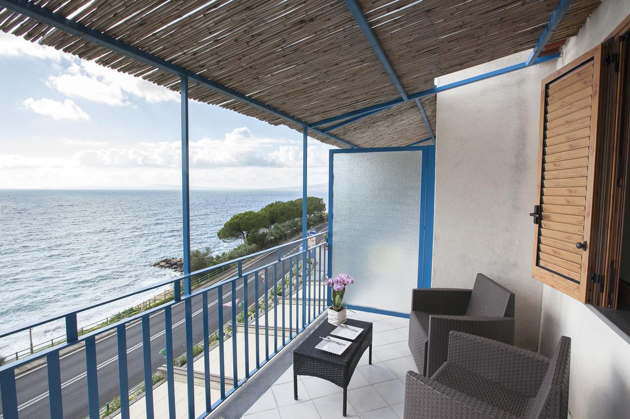 Oasi Relais Bed & Breakfast Vico Equense Exterior foto