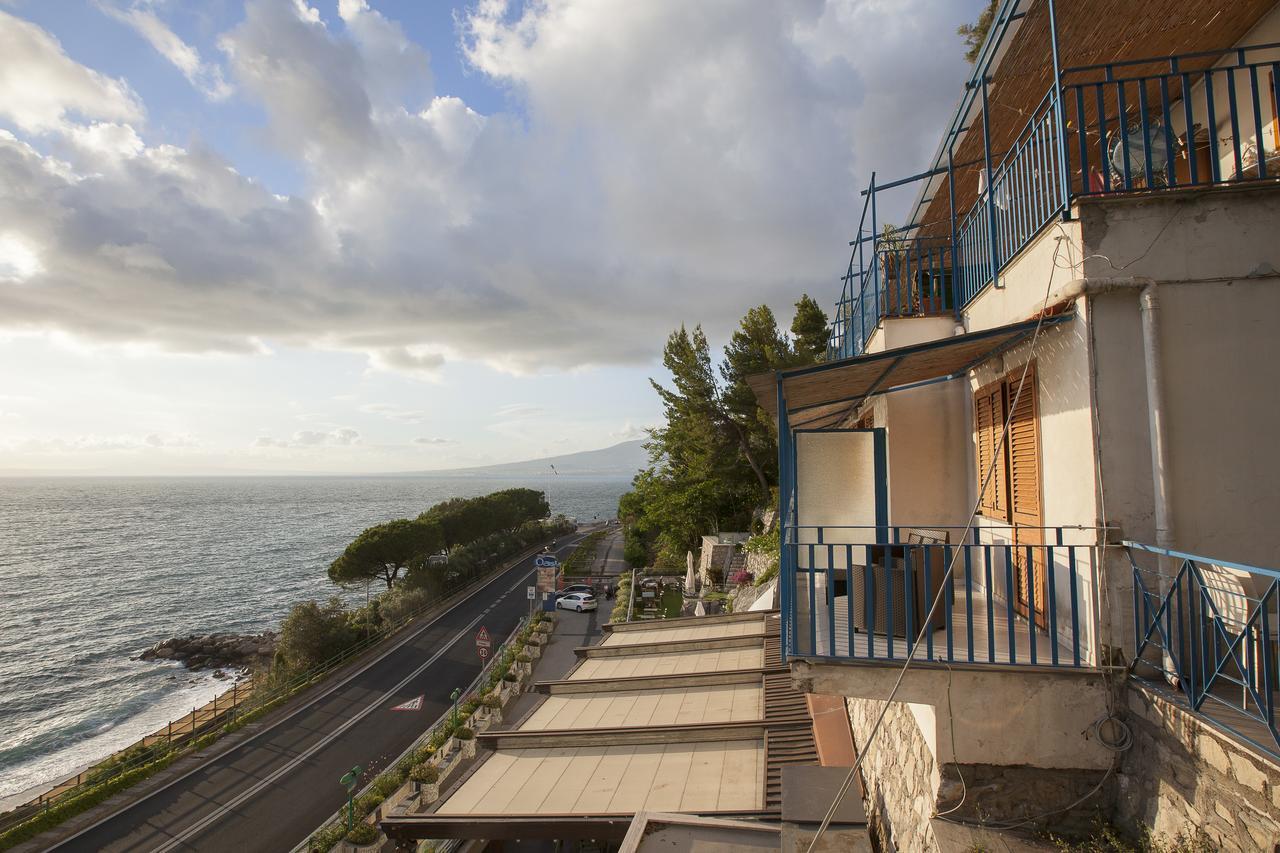 Oasi Relais Bed & Breakfast Vico Equense Exterior foto
